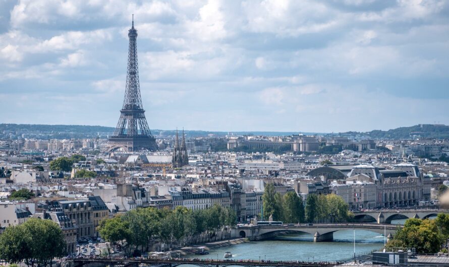 Knives out: How France Télévisions is battling politics and pressure